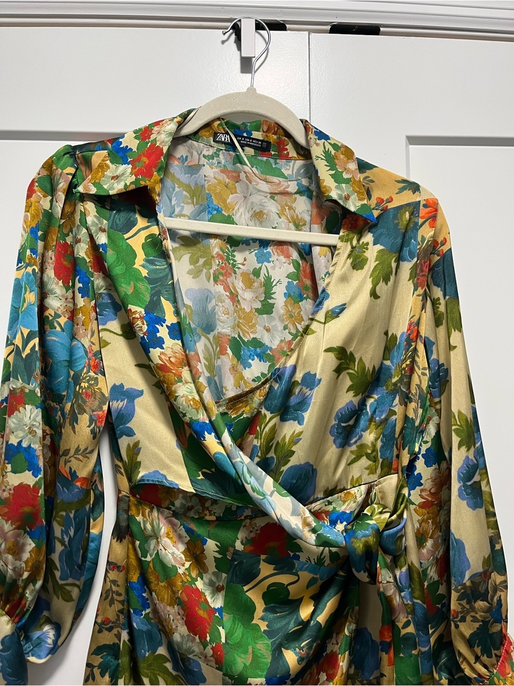 Zara Floral Satin Wrap Dress - Picture 6 of 7